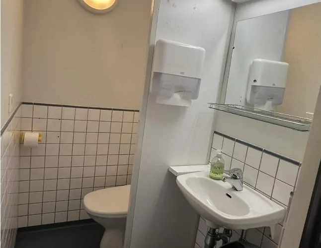 Office House Services 066 * Helsinky