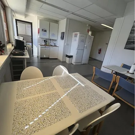 Office House Services 066 *