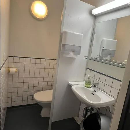 Office House Services 066 * Helsinki